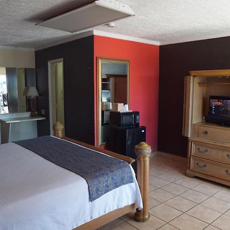 La Hacienda Hotel Laredo Eksteriør billede